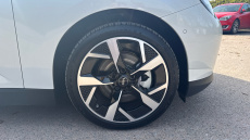 MINI Cooper 135kW E Exclusive [Level 1] 41kWh 3dr Auto Electric Hatchback